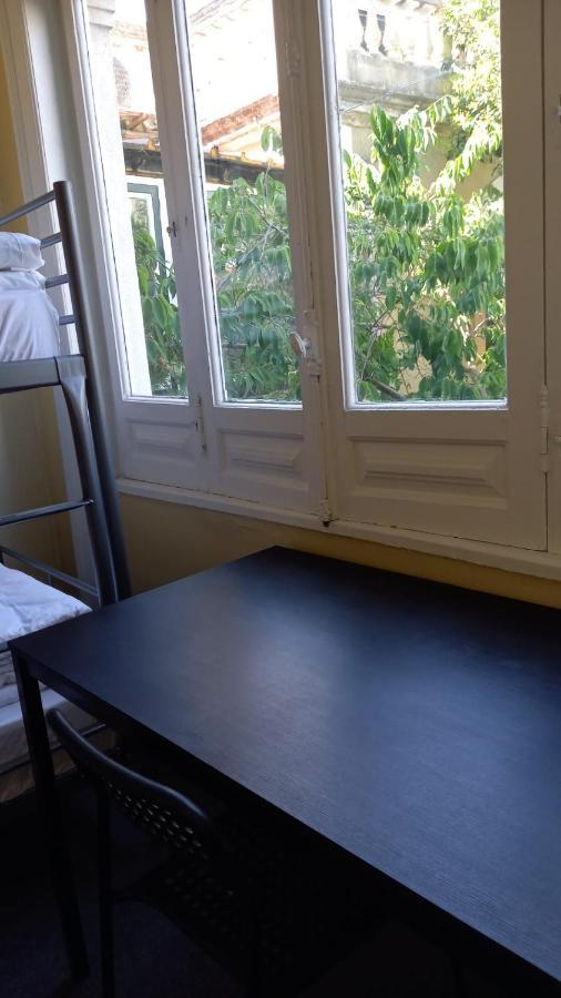 Lisbon Budget Inn Bagian luar foto
