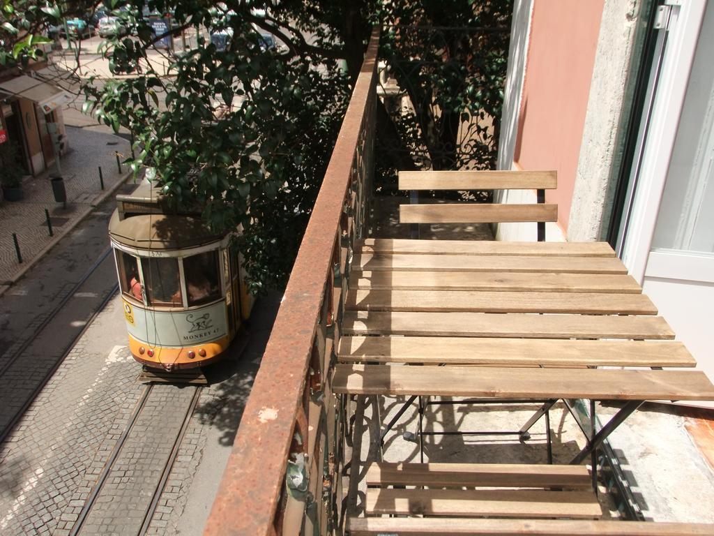 Lisbon Budget Inn Bagian luar foto