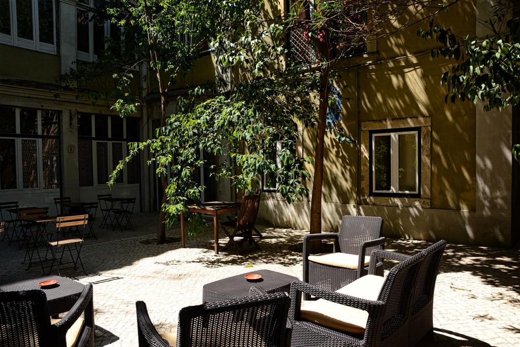 Lisbon Budget Inn Bagian luar foto